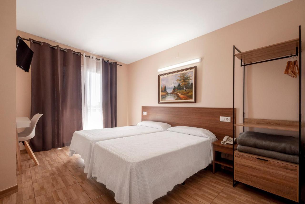 Hotel Silvia Empuriabrava Εξωτερικό φωτογραφία