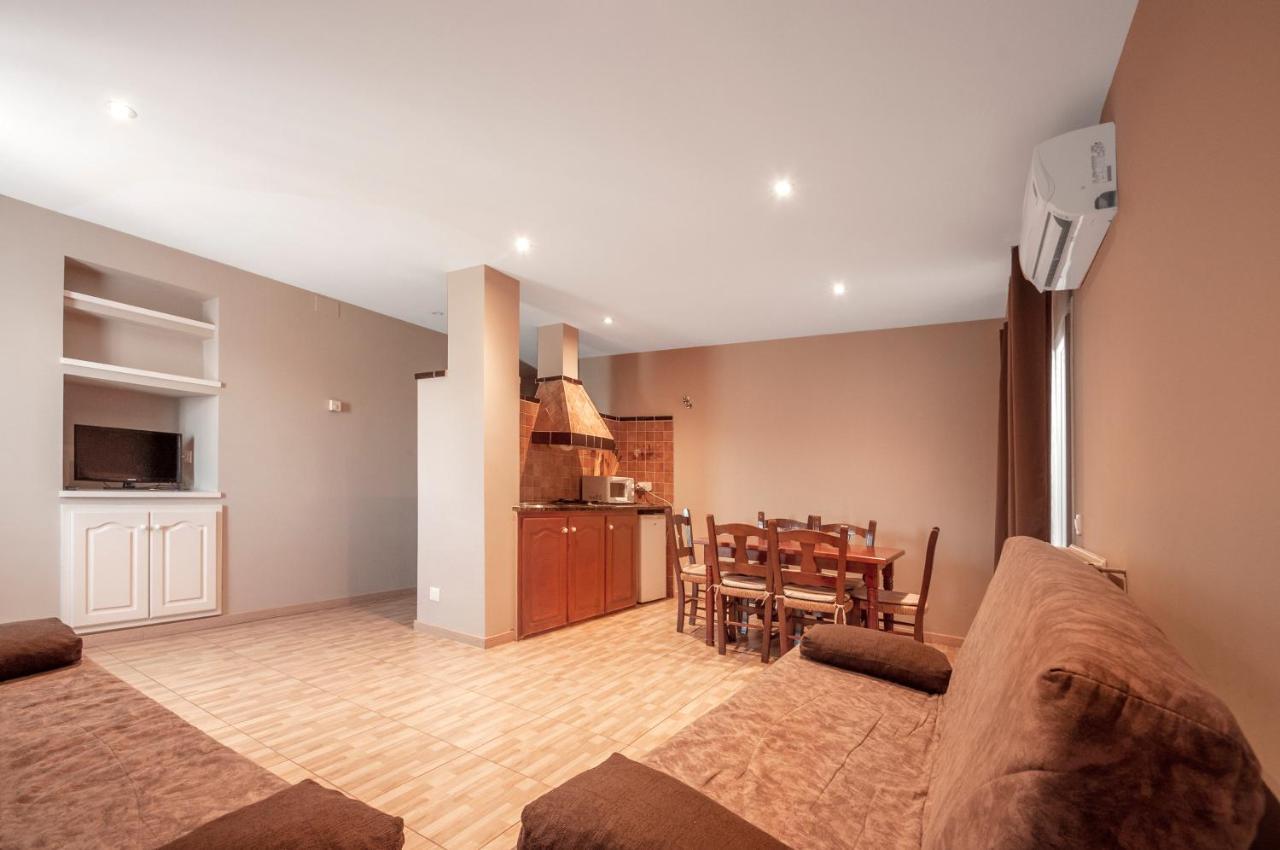 Hotel Silvia Empuriabrava Εξωτερικό φωτογραφία