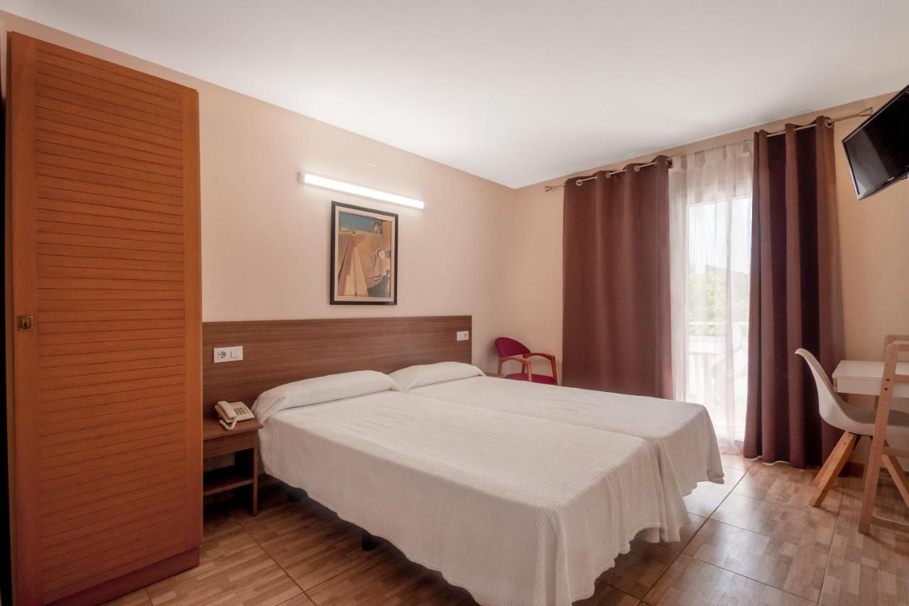Hotel Silvia Empuriabrava Εξωτερικό φωτογραφία