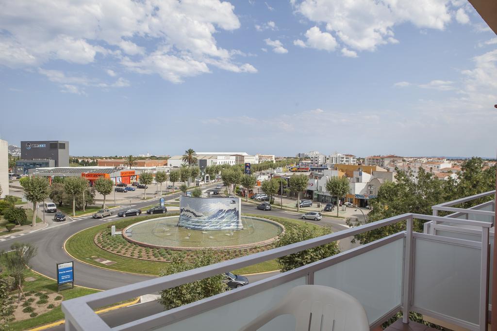 Hotel Silvia Empuriabrava Εξωτερικό φωτογραφία